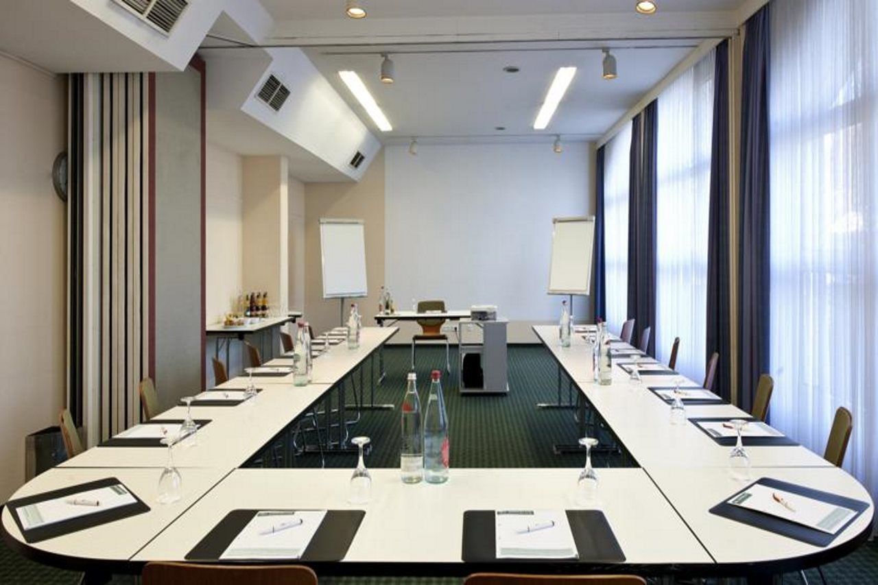B&B Hotel Muenchen-Schwabing Eksteriør billede